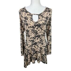 Effie's Heart Black and Cream Floral Blouse